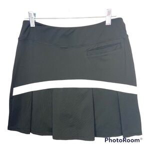 Honour Sport Skort Skirt Black w White Stripe Flirty Pleats Tennis Golf